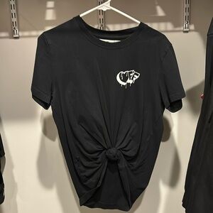 Off white t shirt